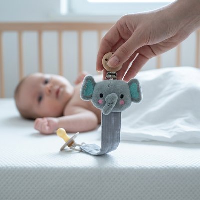 Attache tétine bébé clip lapin personnalisée