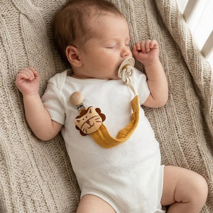 Attache tétine bébé lion sommeil nouveau-né
